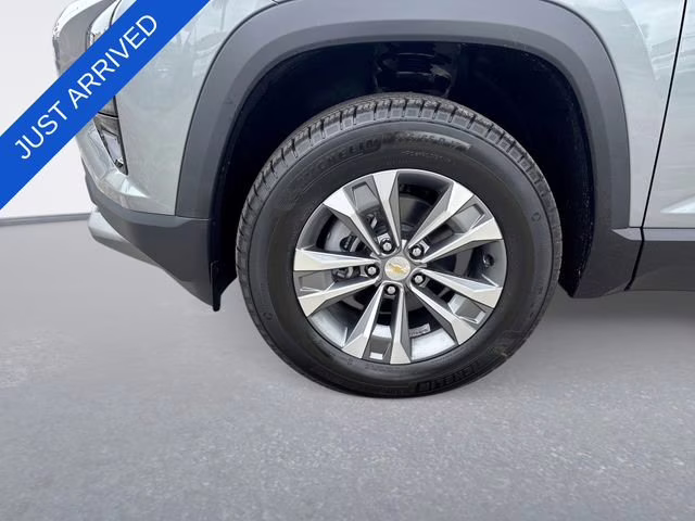 2026 Sterling Gray Metallic Chevrolet Equinox LT AWD SUV