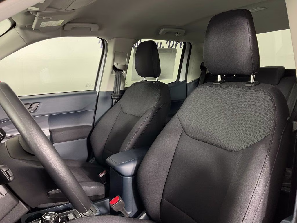 2026 Oxford White Ford Maverick XL FWD Truck