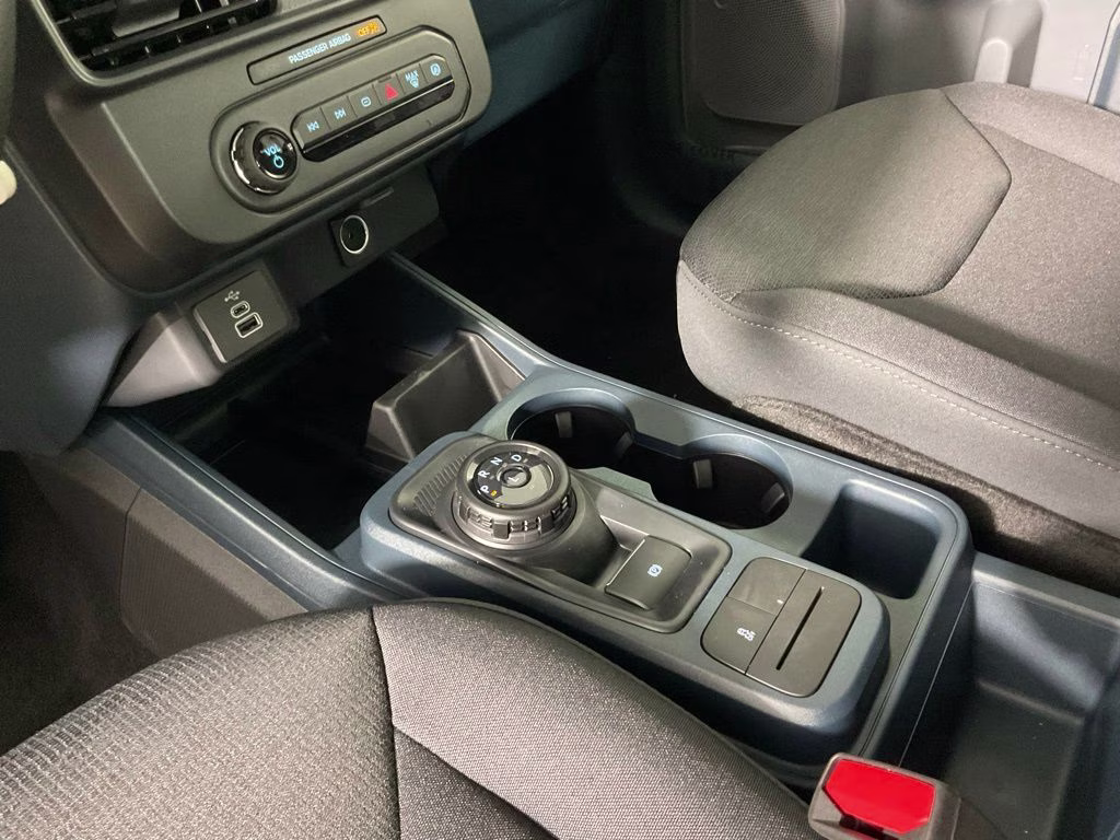 2026 Oxford White Ford Maverick XL FWD Truck