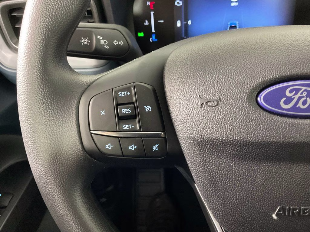2026 Oxford White Ford Maverick XL FWD Truck