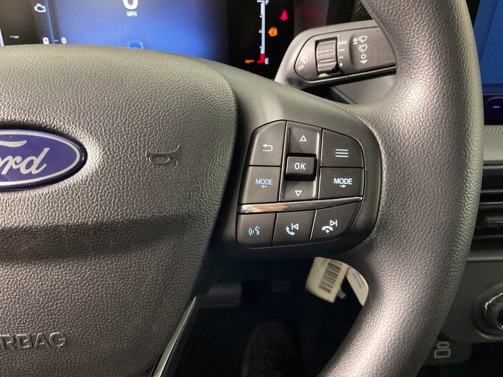 2026 Oxford White Ford Maverick XL FWD Truck