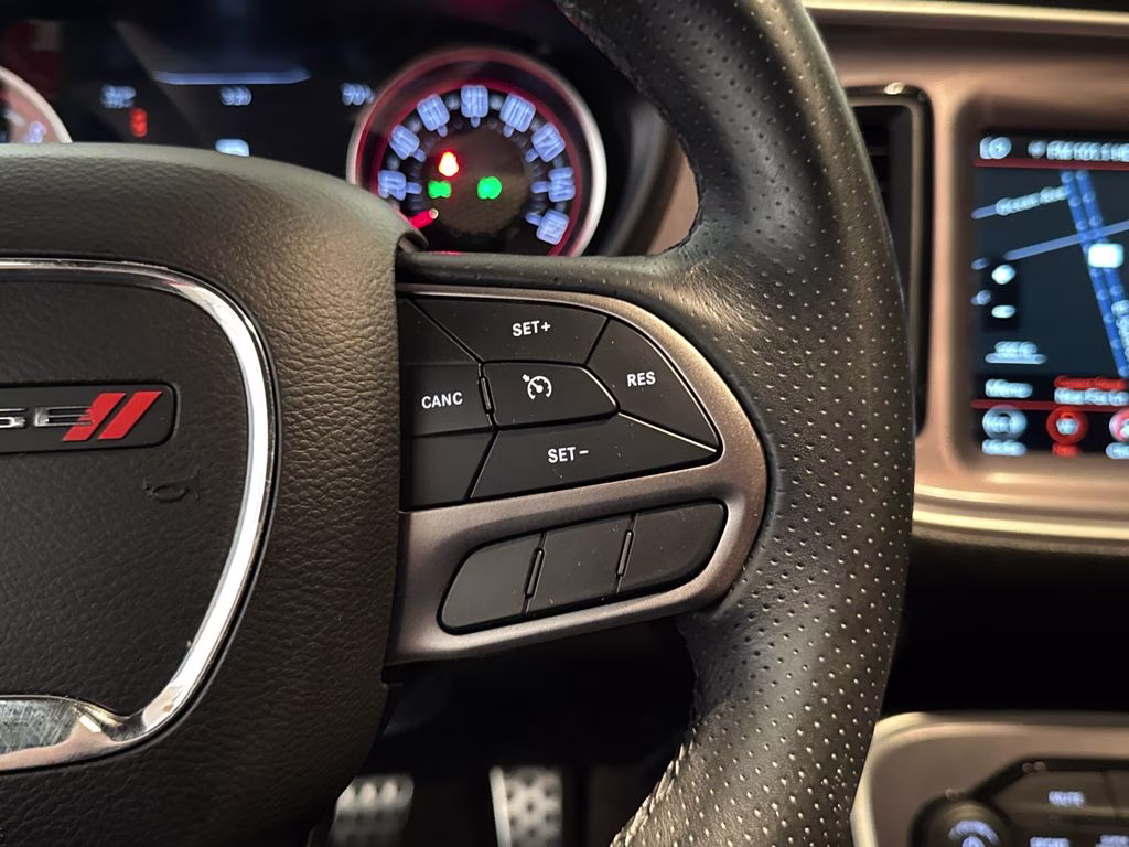 2022 Go Mango! Dodge Challenger R/T RWD Coupe