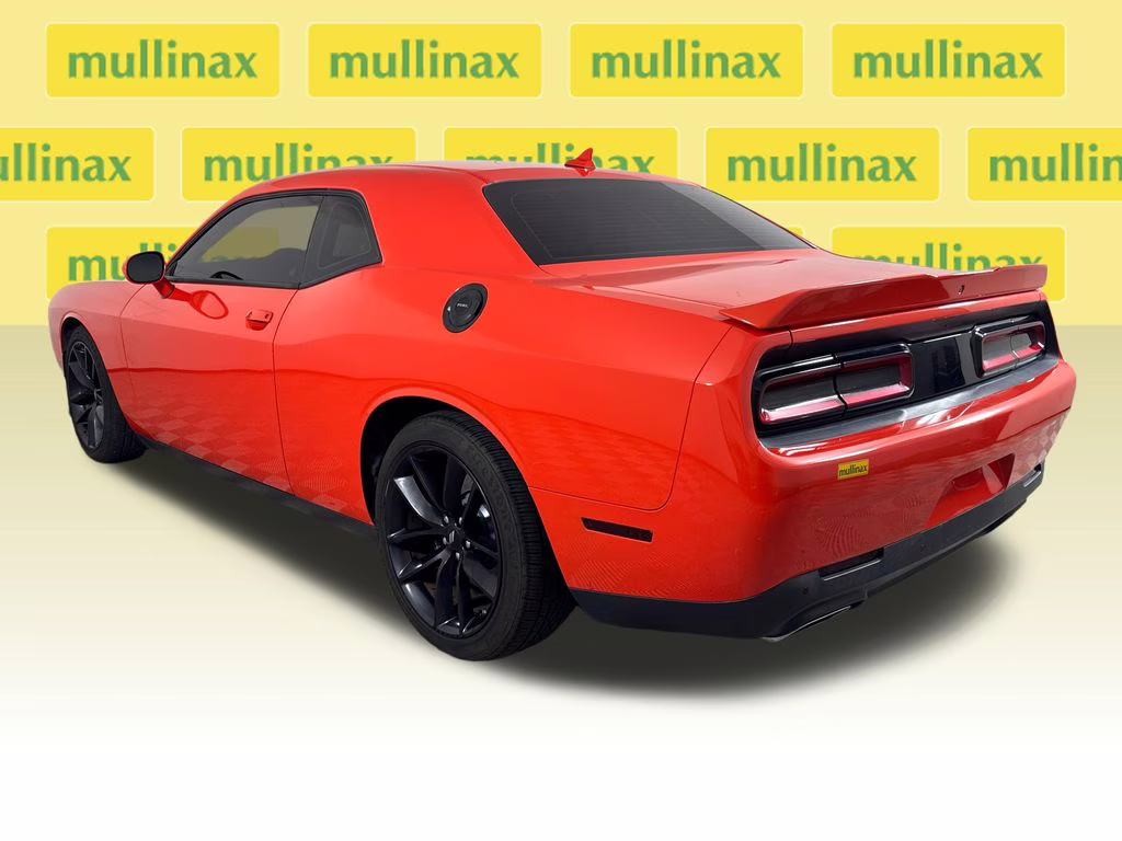 2022 Go Mango! Dodge Challenger R/T RWD Coupe