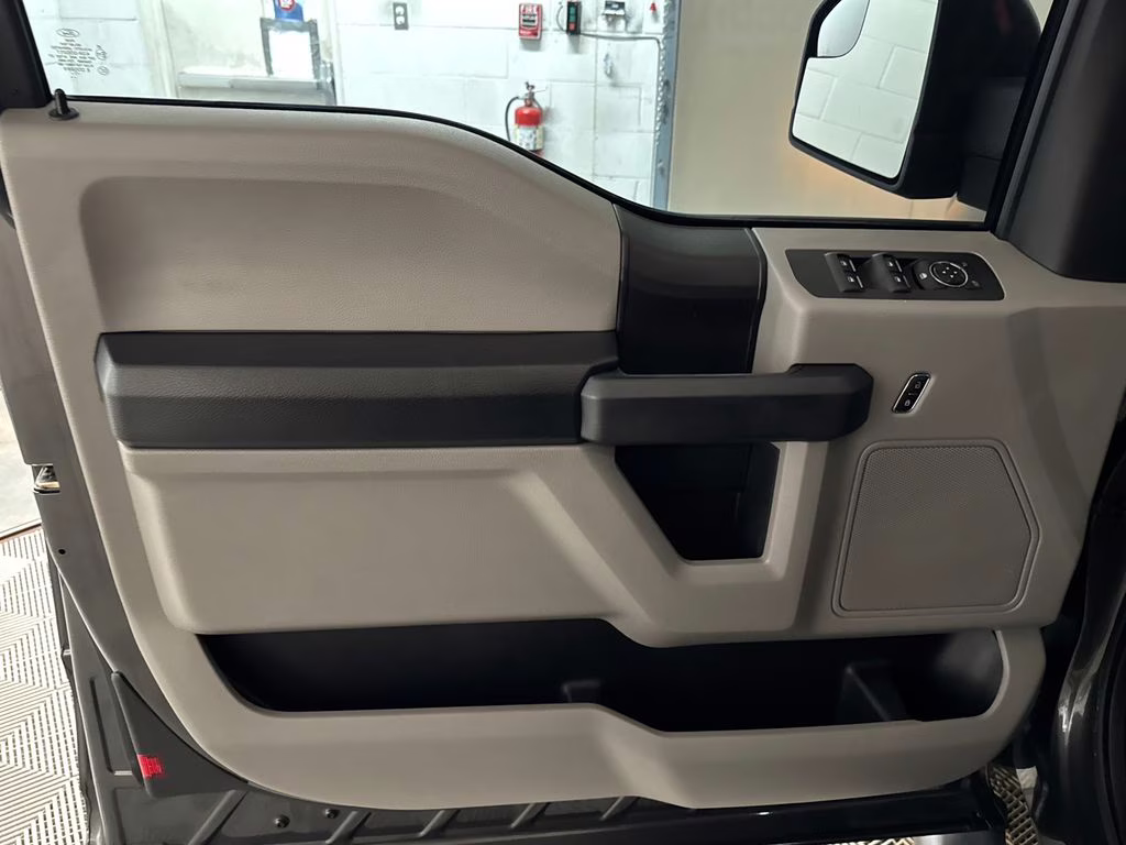 2018 Magnetic Ford F-150 XL 4X4 Truck