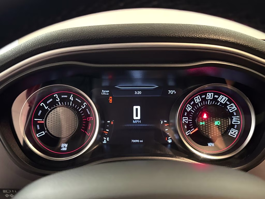 2022 Go Mango! Dodge Challenger R/T RWD Coupe