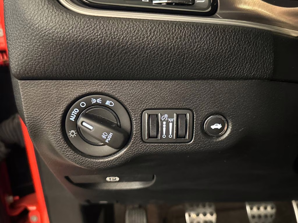2022 Go Mango! Dodge Challenger R/T RWD Coupe