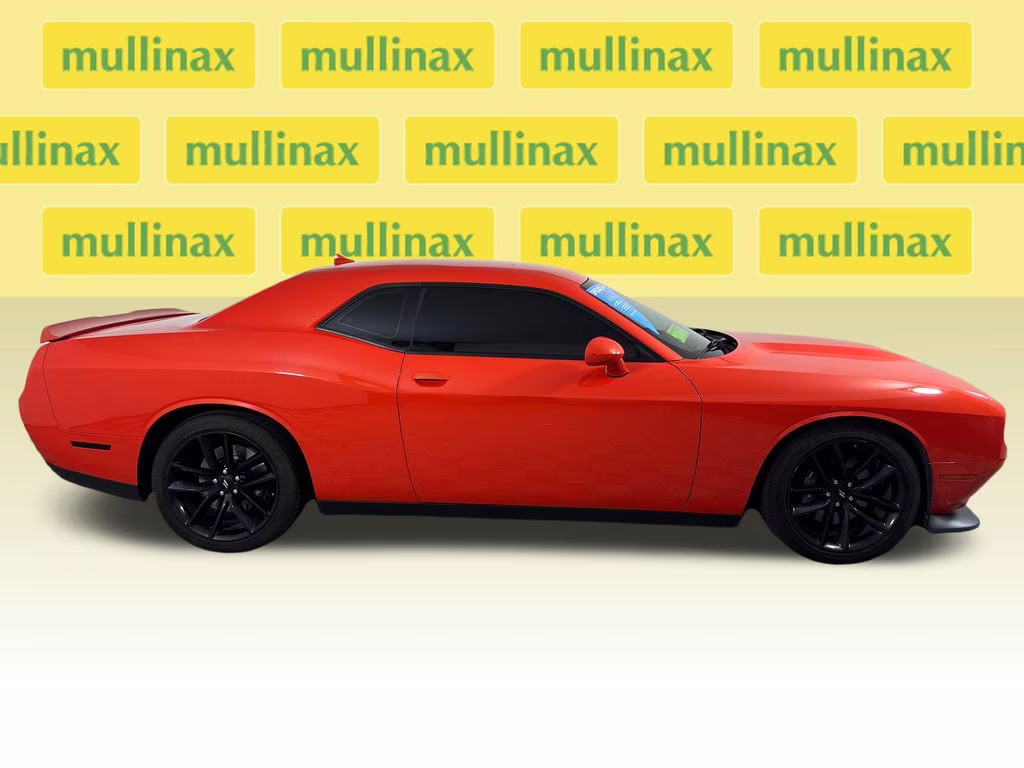 2022 Go Mango! Dodge Challenger R/T RWD Coupe