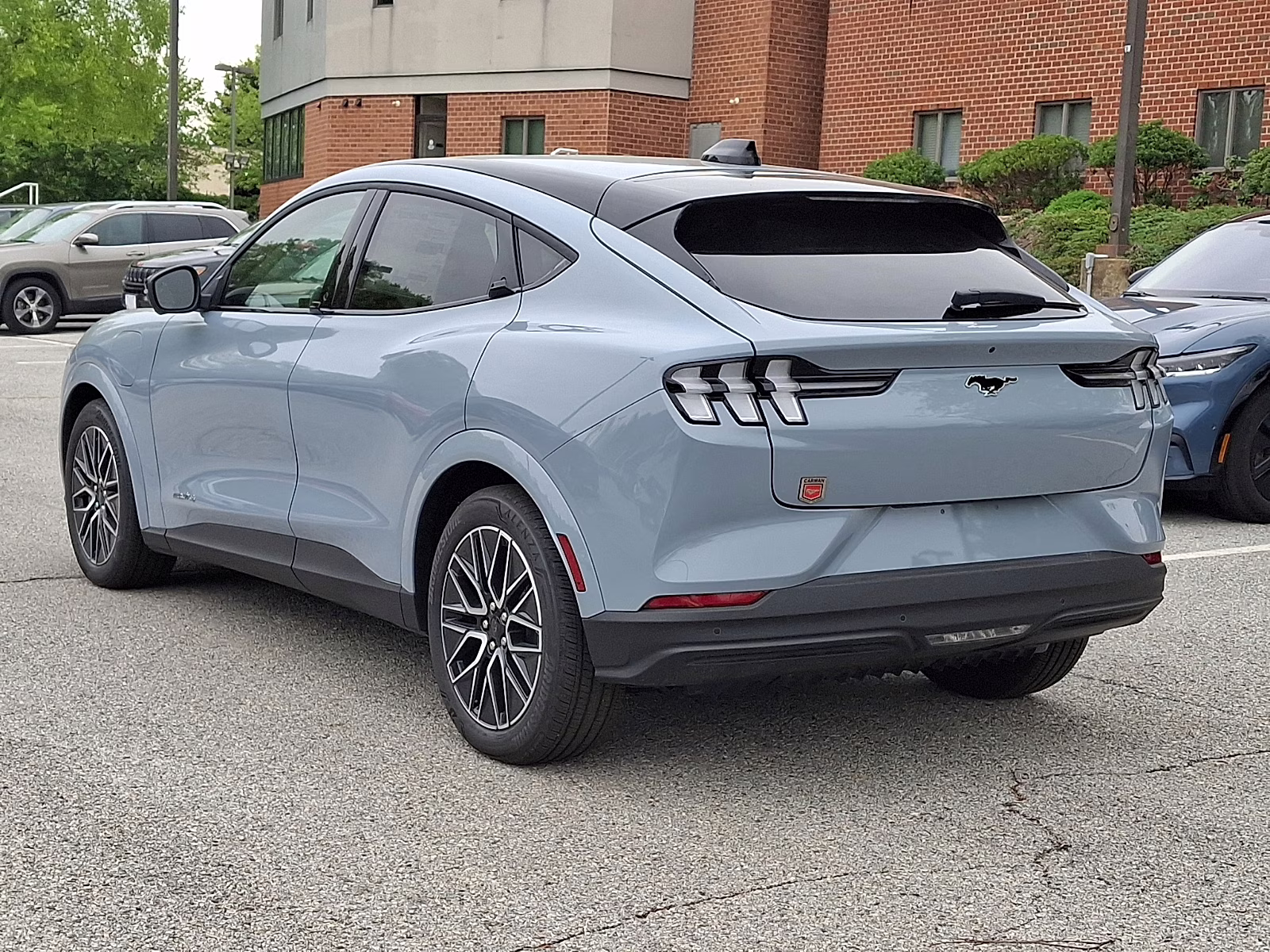 2026 Glacier Gray Metallic TriCoat - R7 Ford Mustang Mach-E Premium AWD
