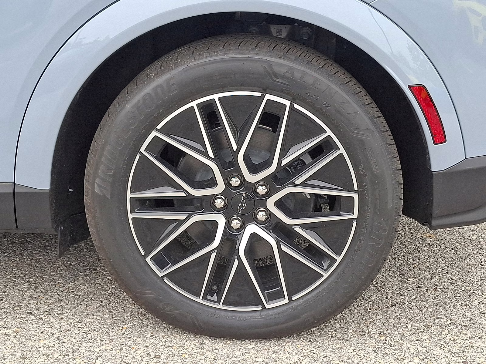2026 Glacier Gray Metallic TriCoat - R7 Ford Mustang Mach-E Premium AWD