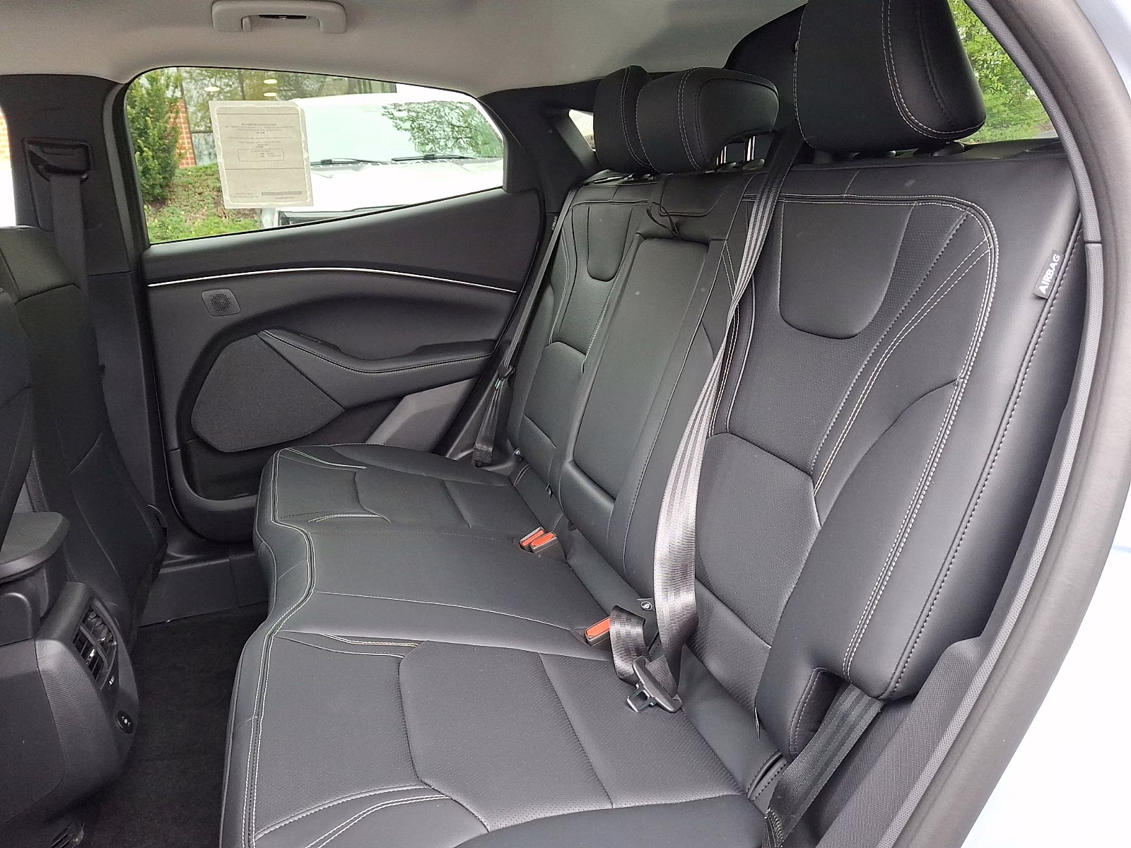 2026 Glacier Gray Metallic TriCoat - R7 Ford Mustang Mach-E Premium AWD