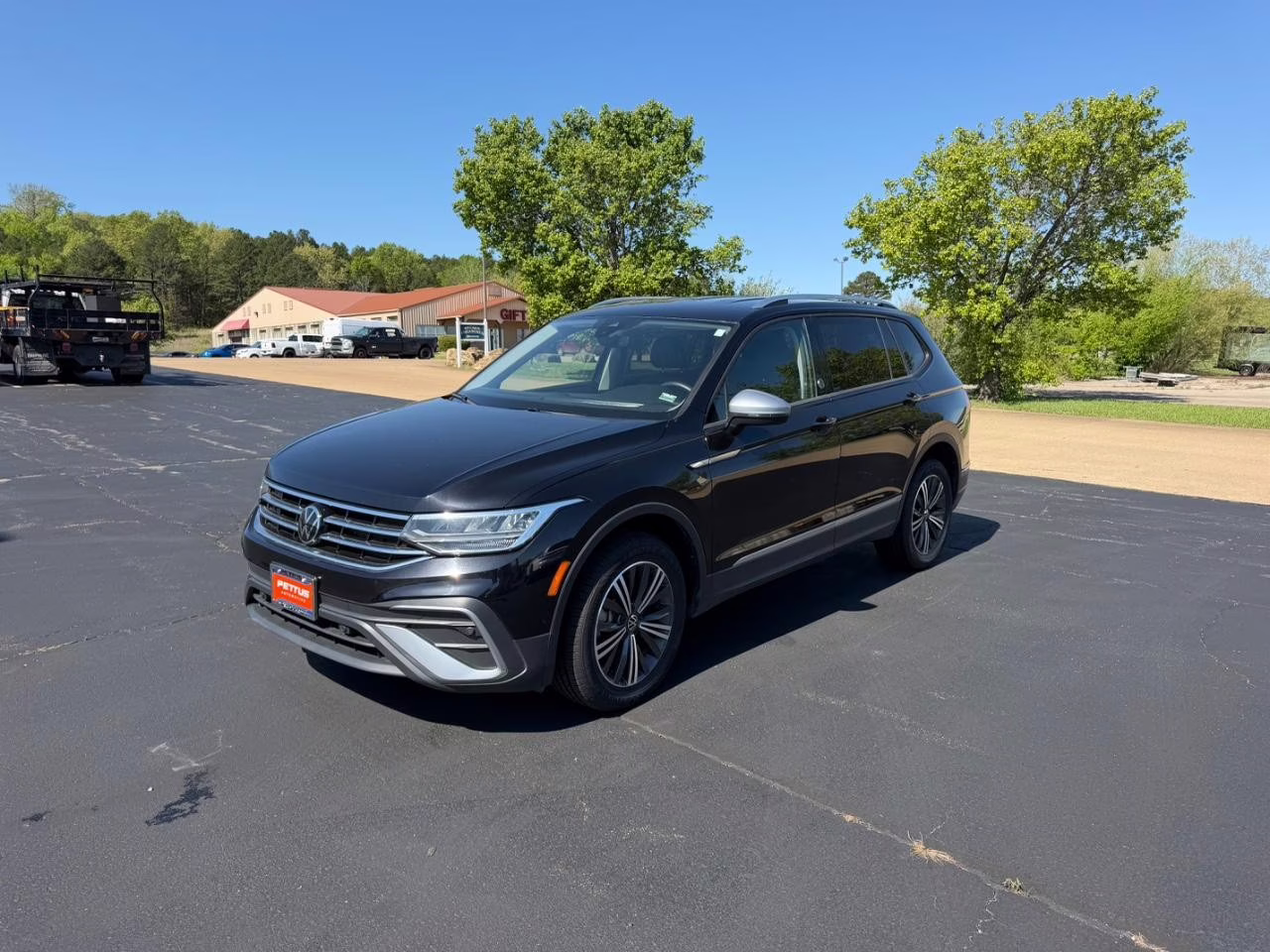 2024 Deep Black Pearl Volkswagen Tiguan 2.0T Wolfsburg Edition AWD SUV