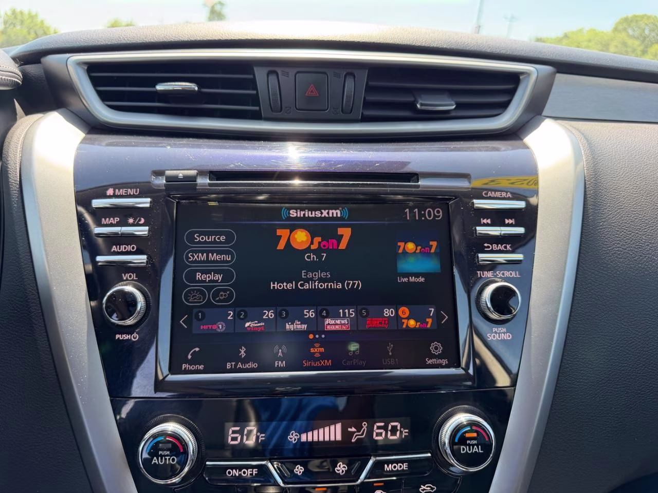 2023 Pearl White Tricoat Nissan Murano SL AWD SUV