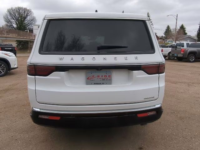 2024 Bright White Clearcoat Jeep Wagoneer L Series II 4X4 SUV