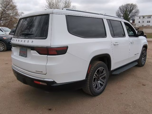 2024 Bright White Clearcoat Jeep Wagoneer L Series II 4X4 SUV