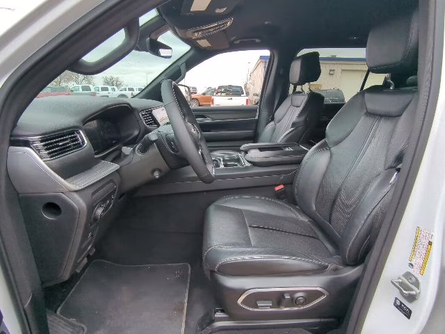 2024 Bright White Clearcoat Jeep Wagoneer L Series II 4X4 SUV