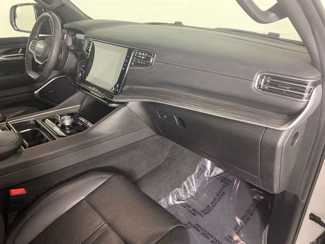 2024 Bright White Clearcoat Jeep Wagoneer L Series II 4X4 SUV