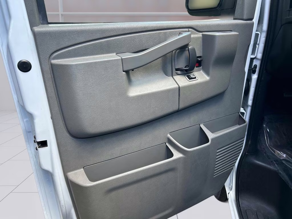 2020 Summit White Chevrolet Express 3500 Work Van RWD Van