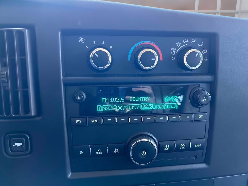 2020 Summit White Chevrolet Express 3500 Work Van RWD Van