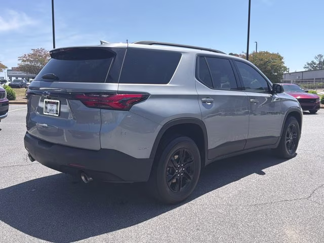 2023 Sterling Gray Metallic Chevrolet Traverse LS FWD SUV