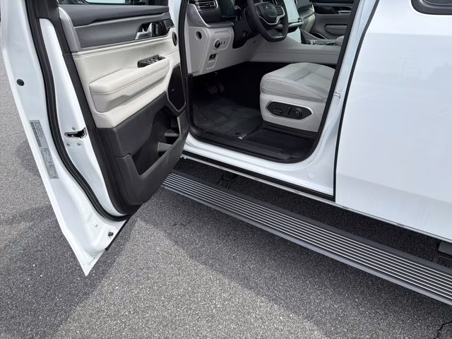 2026 Bright White Clearcoat Jeep Grand Wagoneer Limited Altitude 4X4 SUV