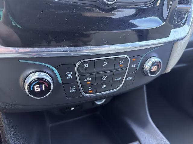 2023 Sterling Gray Metallic Chevrolet Traverse LS FWD SUV