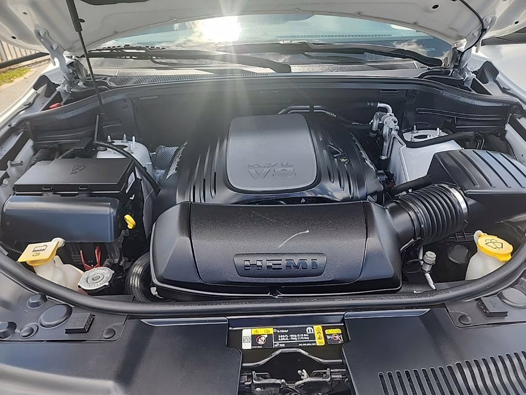 2022 White Knuckle Clearcoat Dodge Durango R/T AWD SUV