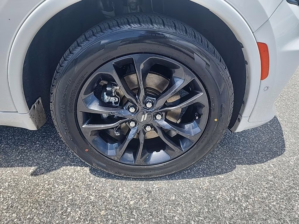 2022 White Knuckle Clearcoat Dodge Durango R/T AWD SUV