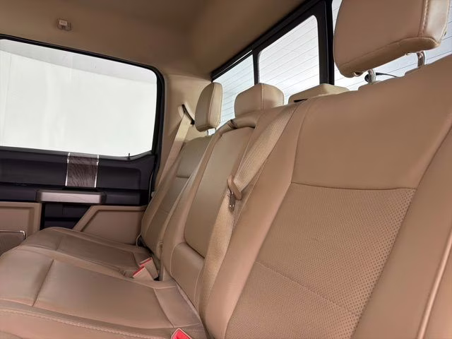 2019 Silver Spruce Ford Super Duty F-250 SRW Lariat 4X4 Truck