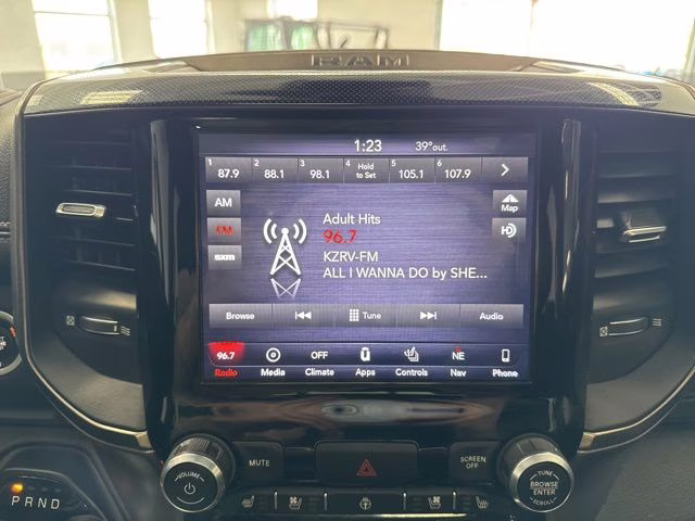 2019 Diamond Black Crystal Pearlcoat Ram 1500 Rebel 4X4 Truck