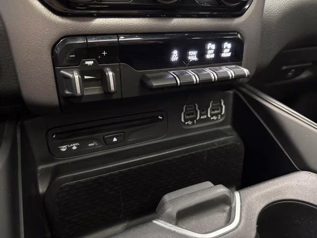2019 Diamond Black Crystal Pearlcoat Ram 1500 Rebel 4X4 Truck