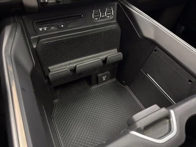 2019 Diamond Black Crystal Pearlcoat Ram 1500 Rebel 4X4 Truck