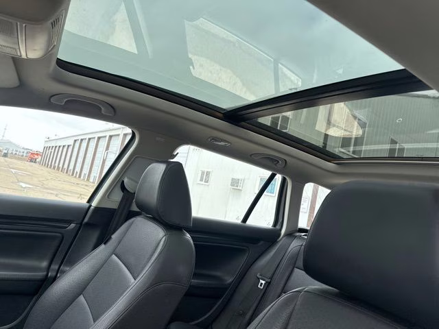 2014 Gray Volkswagen Jetta SportWagen 2.0L TDI FWD Crossover