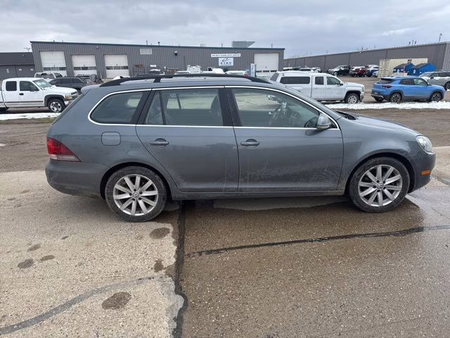 2014 Gray Volkswagen Jetta SportWagen 2.0L TDI FWD Crossover