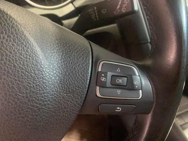 2014 Platinum Gray Metallic Volkswagen Jetta SportWagen 2.0L TDI FWD Crossover