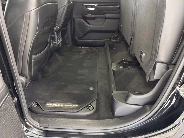 2019 Diamond Black Crystal Pearlcoat Ram 1500 Rebel 4X4 Truck