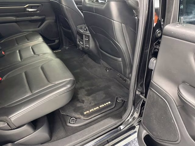 2019 Diamond Black Crystal Pearlcoat Ram 1500 Rebel 4X4 Truck