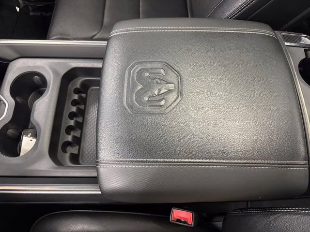 2019 Diamond Black Crystal Pearlcoat Ram 1500 Rebel 4X4 Truck
