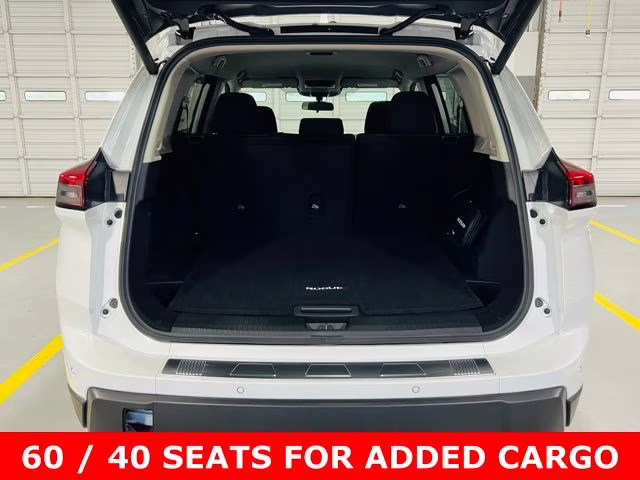 2026 Everest White Pearl Tricoat Nissan Rogue SV FWD SUV