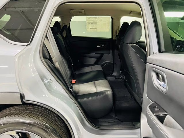 2026 Boulder Gray Pearl Nissan Rogue SV FWD SUV