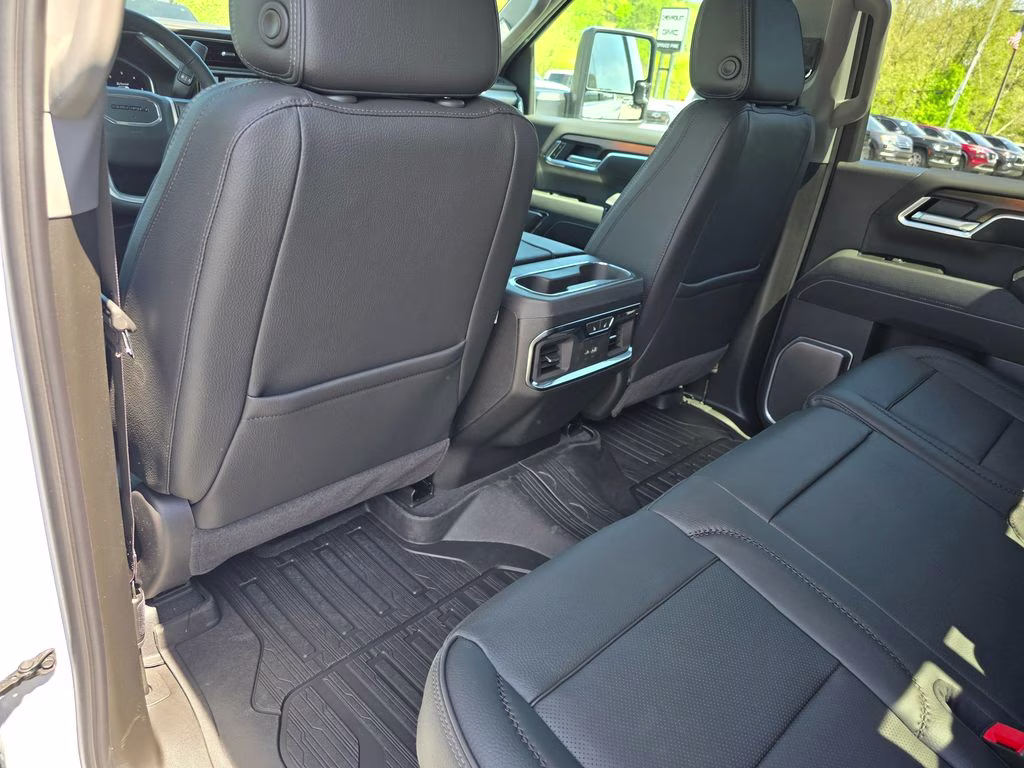 2026 Glacier White Tricoat GMC Sierra 2500HD Denali 4X4 Truck