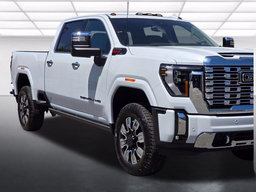 2026 Glacier White Tricoat GMC Sierra 2500HD Denali 4X4 Truck