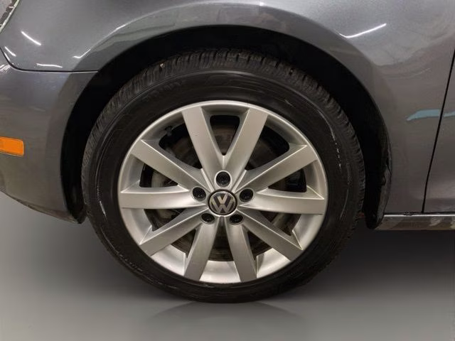 2014 Gray Volkswagen Jetta SportWagen 2.0L TDI FWD Crossover