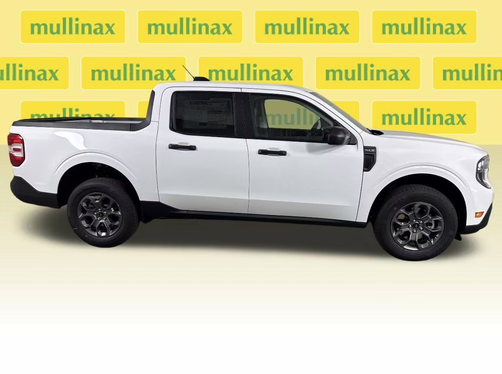 2026 Oxford White Ford Maverick XLT FWD Truck