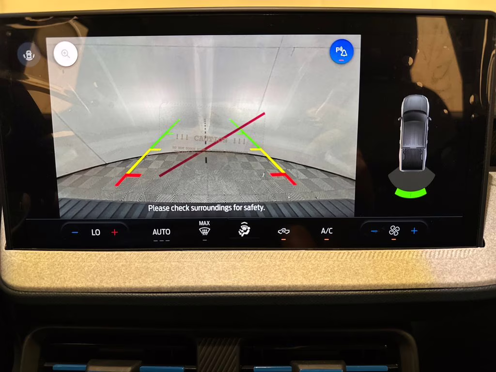 2026 Oxford White Ford Maverick XLT FWD Truck