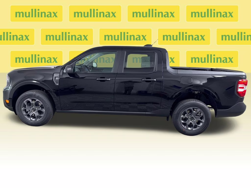 2026 Shadow Black Ford Maverick XLT FWD Truck