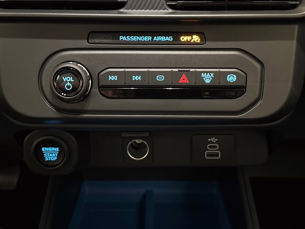 2026 Shadow Black Ford Maverick XLT FWD Truck