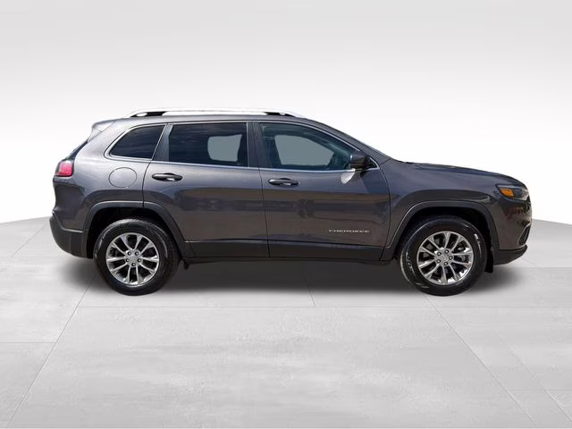 2021 Granite Crystal Metallic Clearcoat Jeep Cherokee Latitude Plus 4X4 SUV