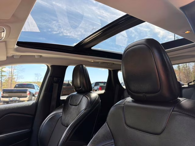 2021 Granite Crystal Metallic Clearcoat Jeep Cherokee Latitude Plus 4X4 SUV