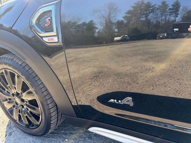 2019 Midnight Black Metallic MINI Cooper S Countryman Signature AWD SUV