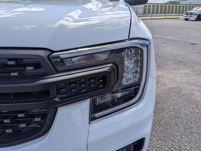 2026 Oxford White Ford Ranger XL 4X4 Truck